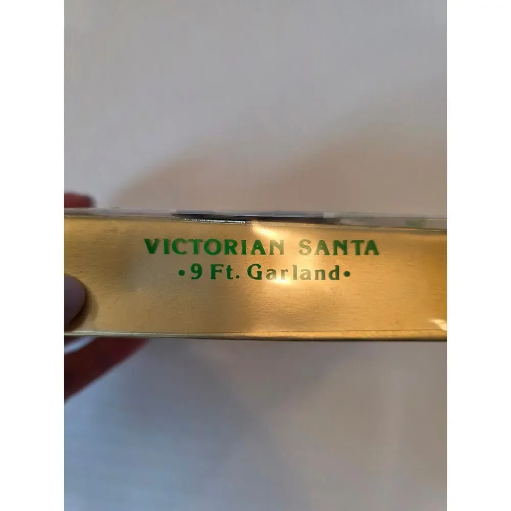 Kurt S. Adler Victorian Santa 9 Ft. Garland Printed in Taiwan NIB.